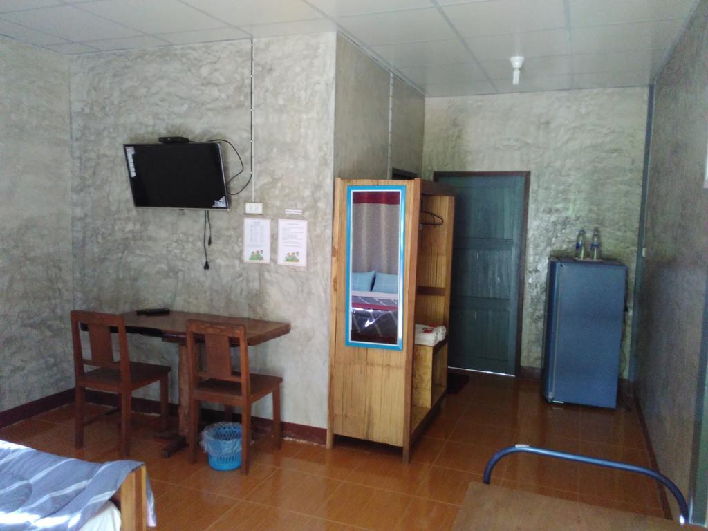 Ban Suan Sukjai Mae Sariang Exterior foto