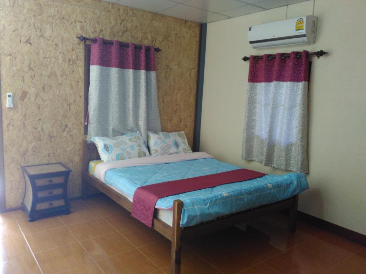 Ban Suan Sukjai Mae Sariang Exterior foto